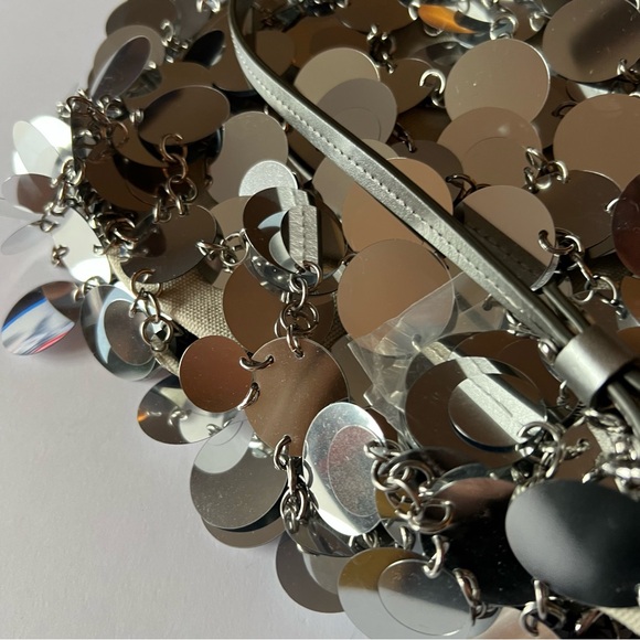 RABANNE BY PACO RABANNE SPARKLE SILVER DISC BAG NEW - Picture 13 of 15